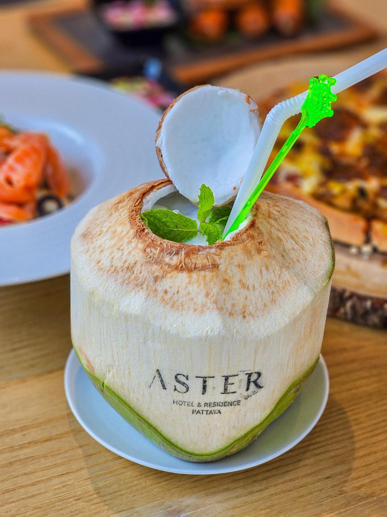 Aster Hotel And Residence By At Mind Pattaja Kültér fotó